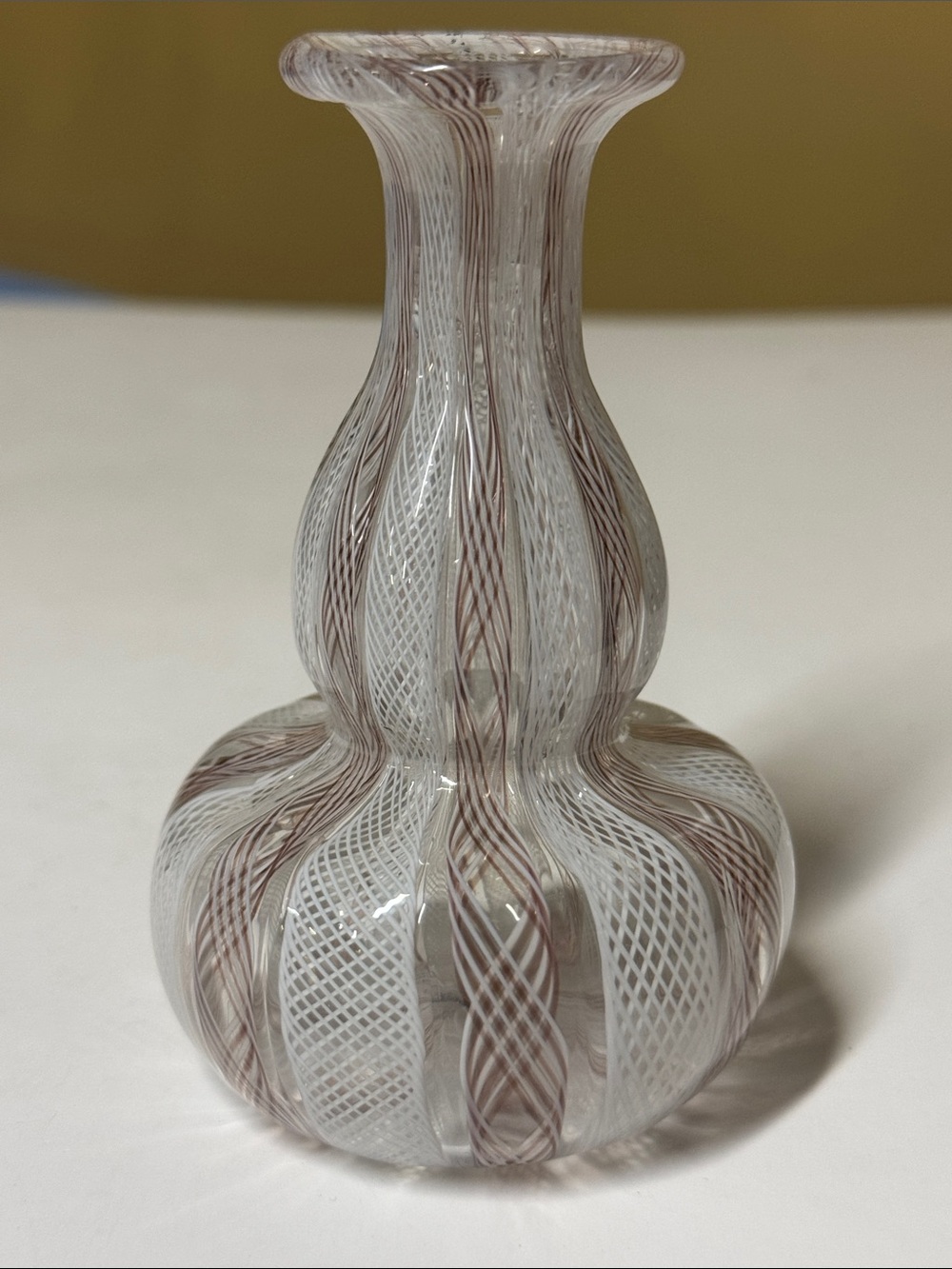 MURANO LATTICINO WHITE LACE & PINK AND WHITE RIBBON HAND BLOWN VASE 4 1/8”